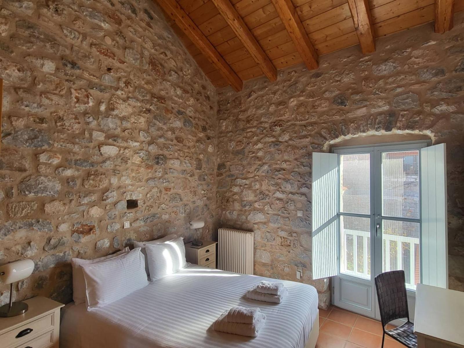 Ferienwohnung Balcony&Tower Areopoli Exterior foto