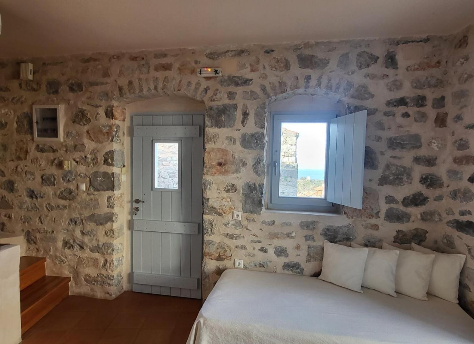 Ferienwohnung Balcony&Tower Areopoli Exterior foto