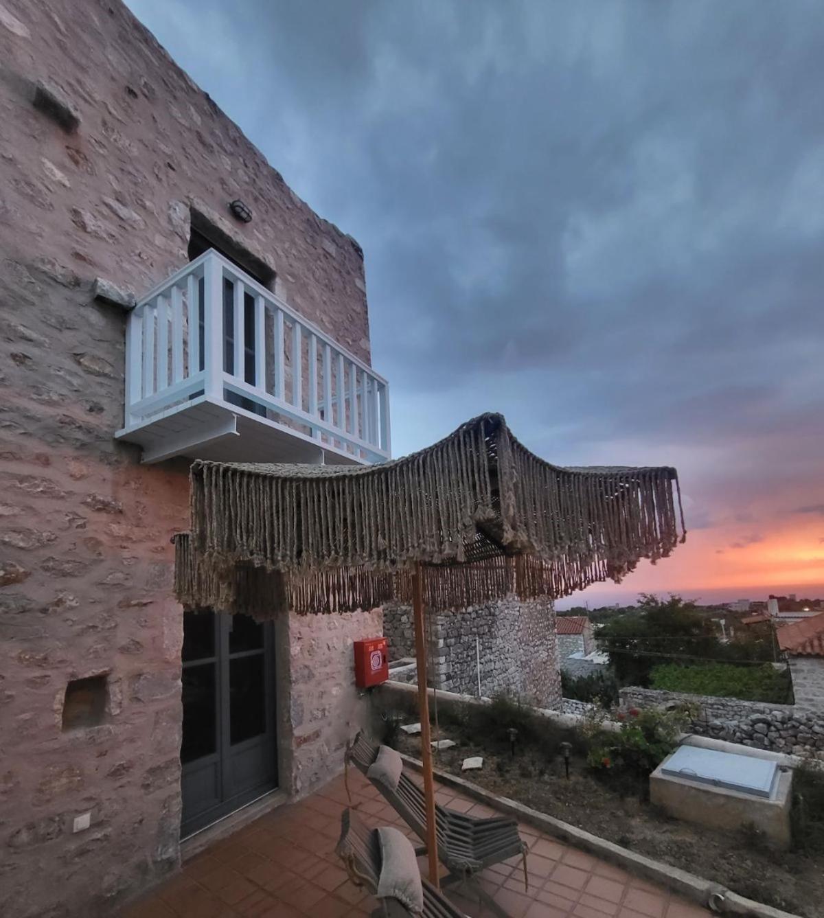 Ferienwohnung Balcony&Tower Areopoli Exterior foto