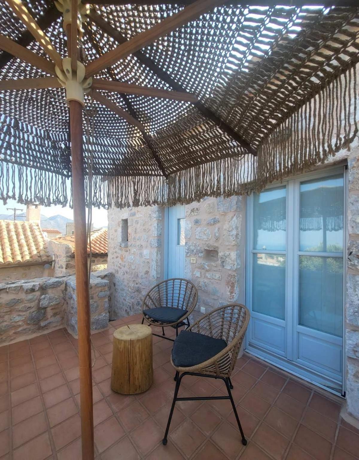 Ferienwohnung Balcony&Tower Areopoli Exterior foto