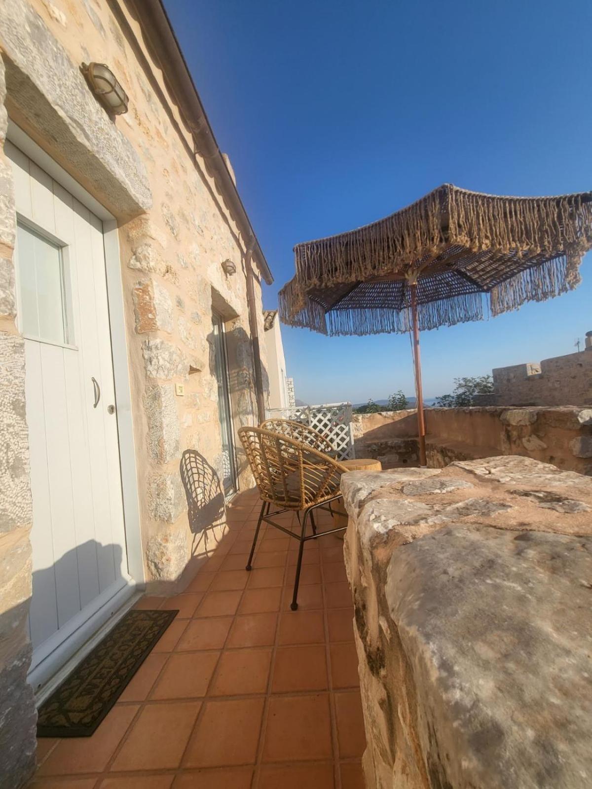 Ferienwohnung Balcony&Tower Areopoli Exterior foto