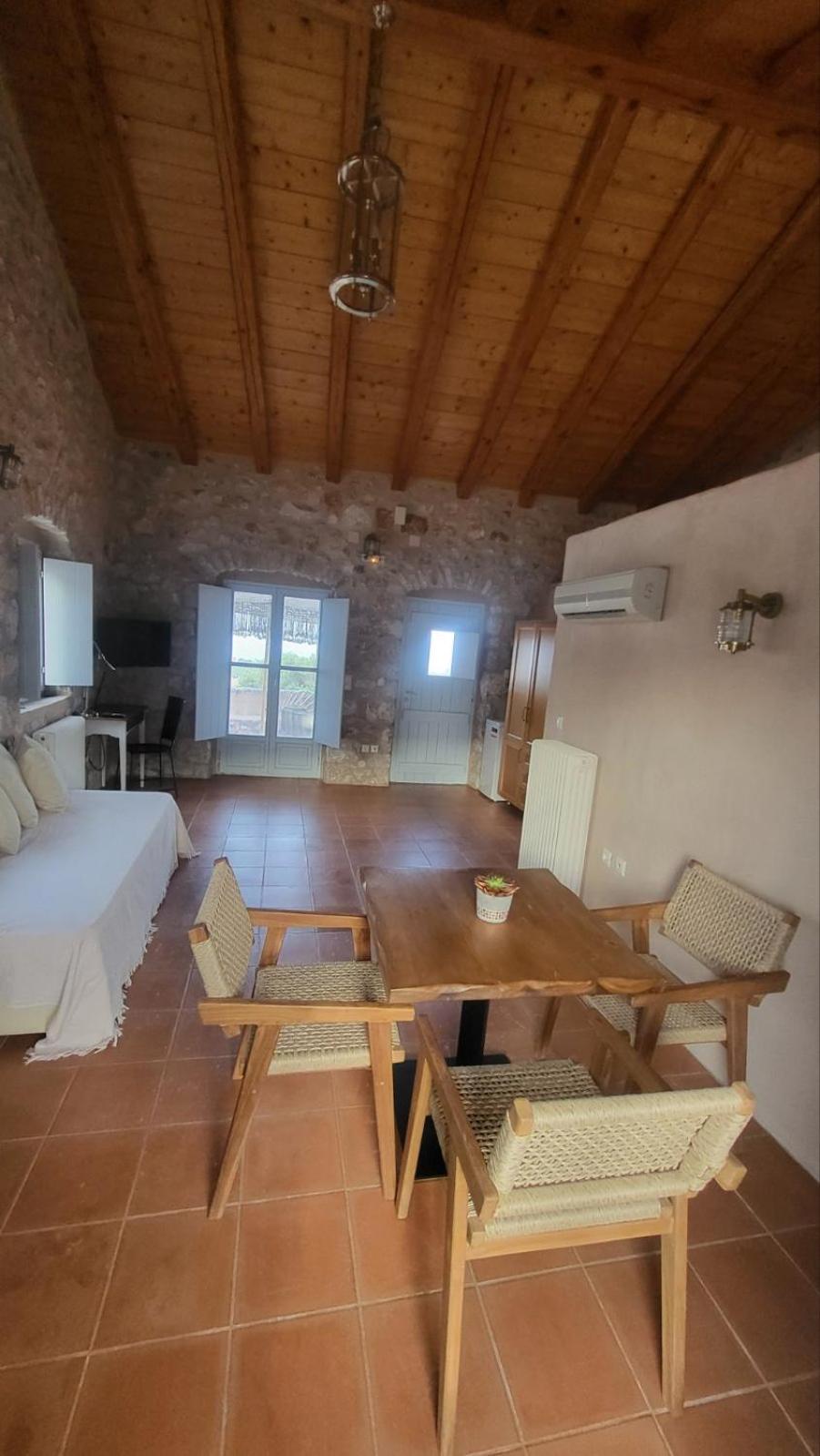 Ferienwohnung Balcony&Tower Areopoli Exterior foto